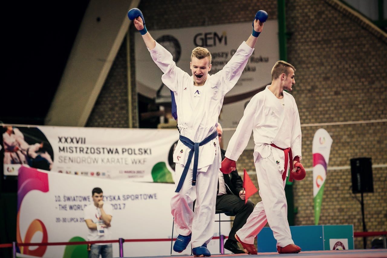 Maciej Boguszewski po zwycięskim finale Mistrzostw Polski WKF w 2017 roku